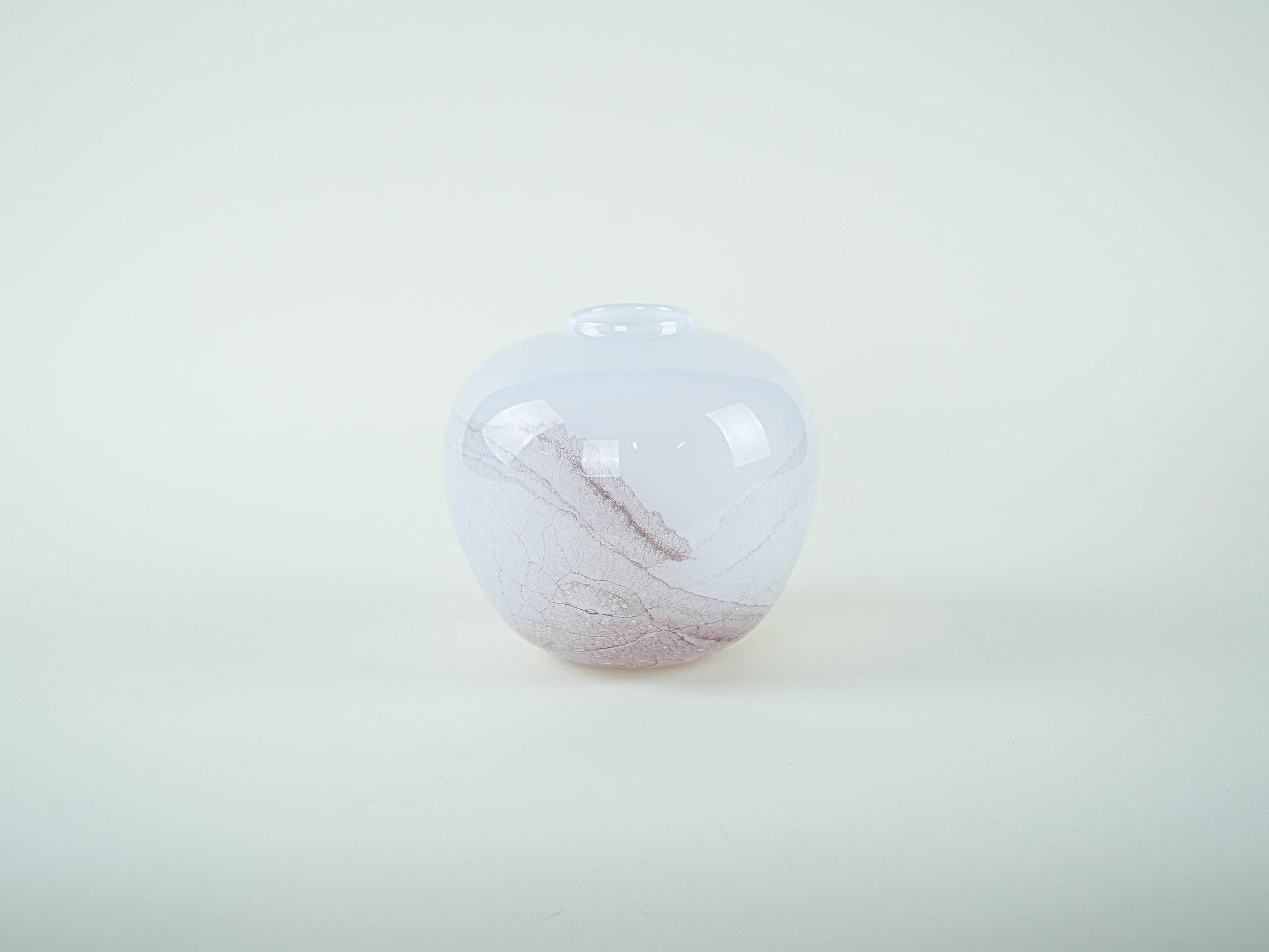 Glass vase 1970s 2