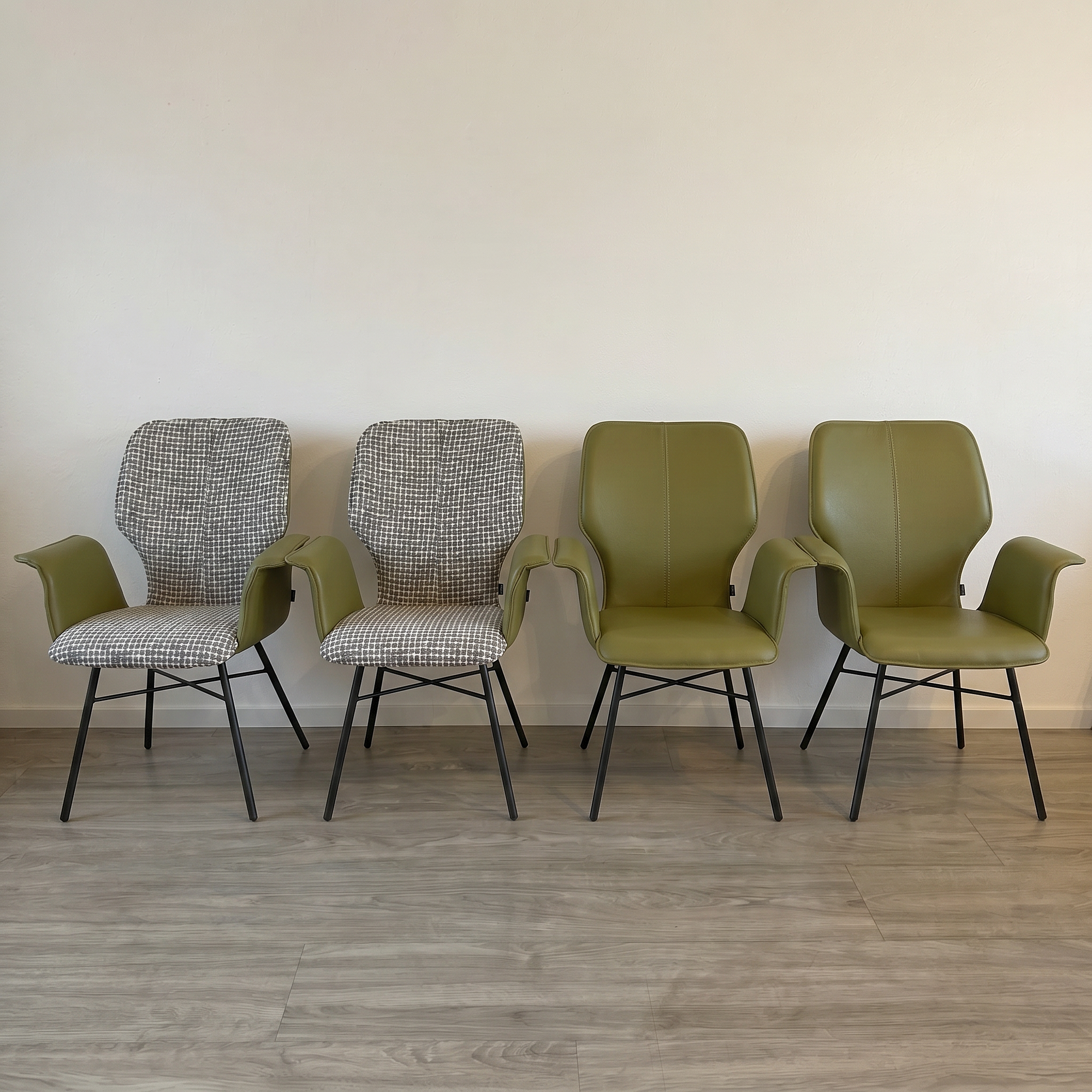 4x Nevio V1462 Armchair Leather 0