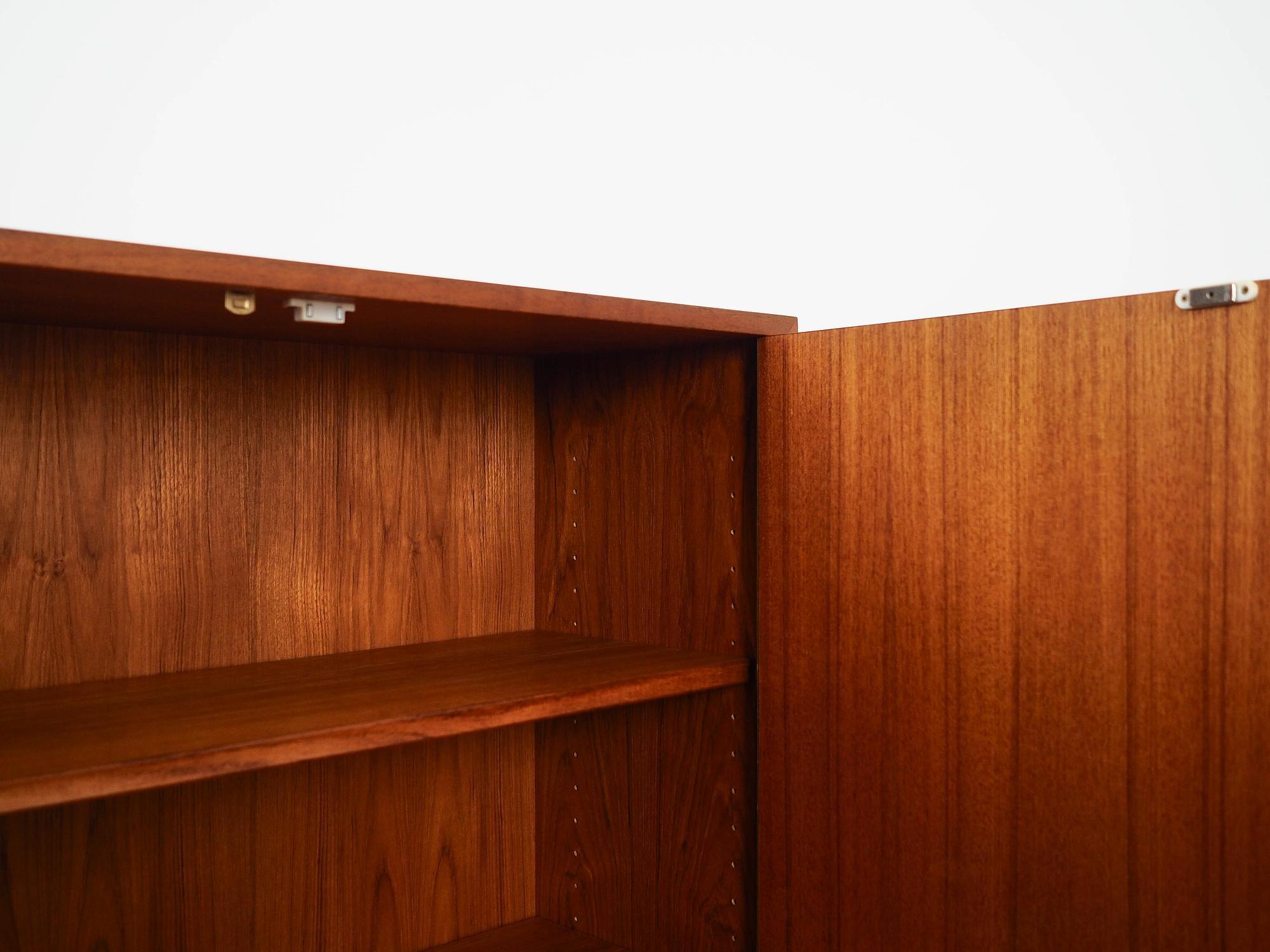 RT Furniture Cabinet Teak Veneer 1970s 9
