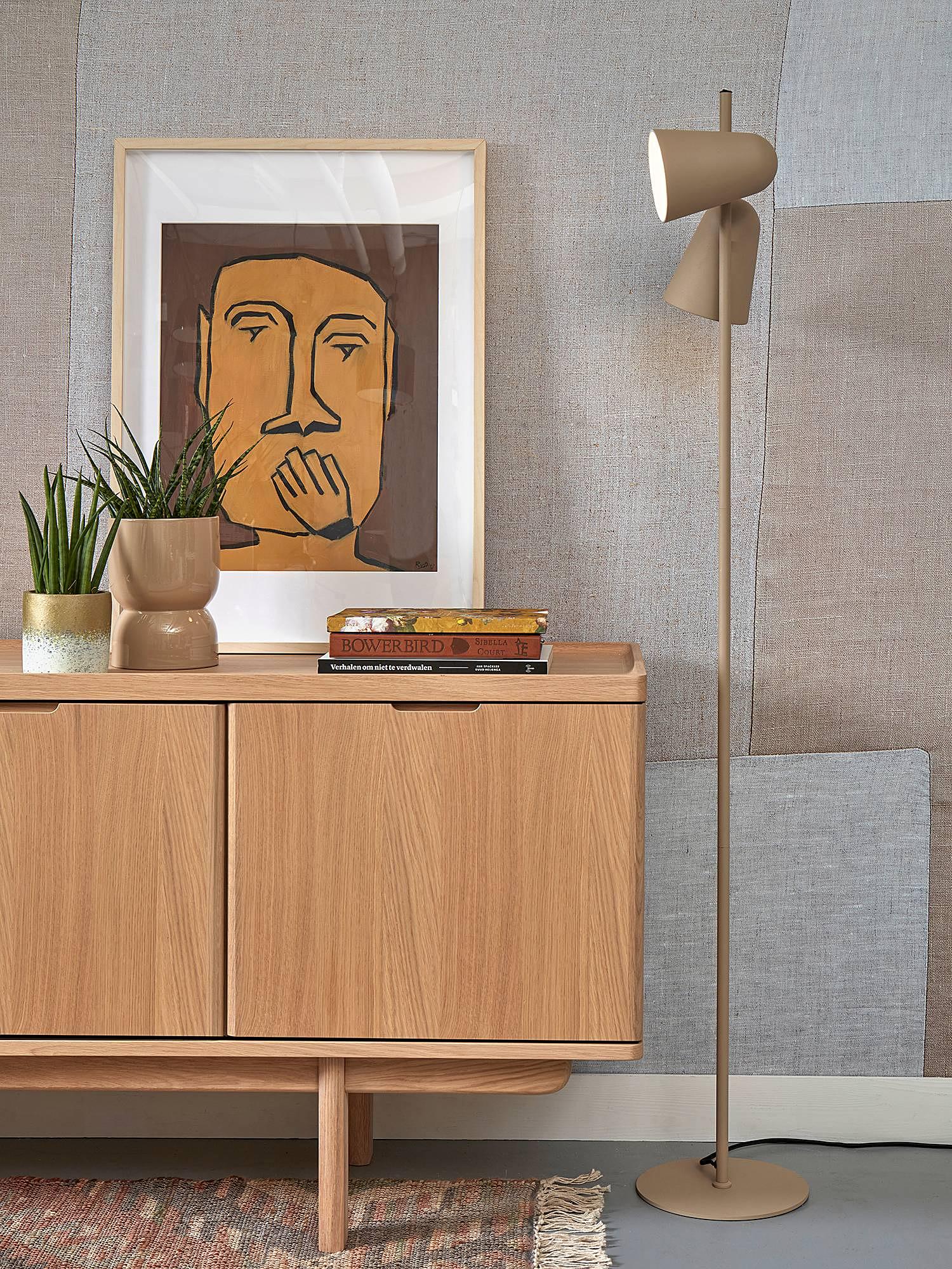 Salamanca Floor Lamp Iron Sand 3