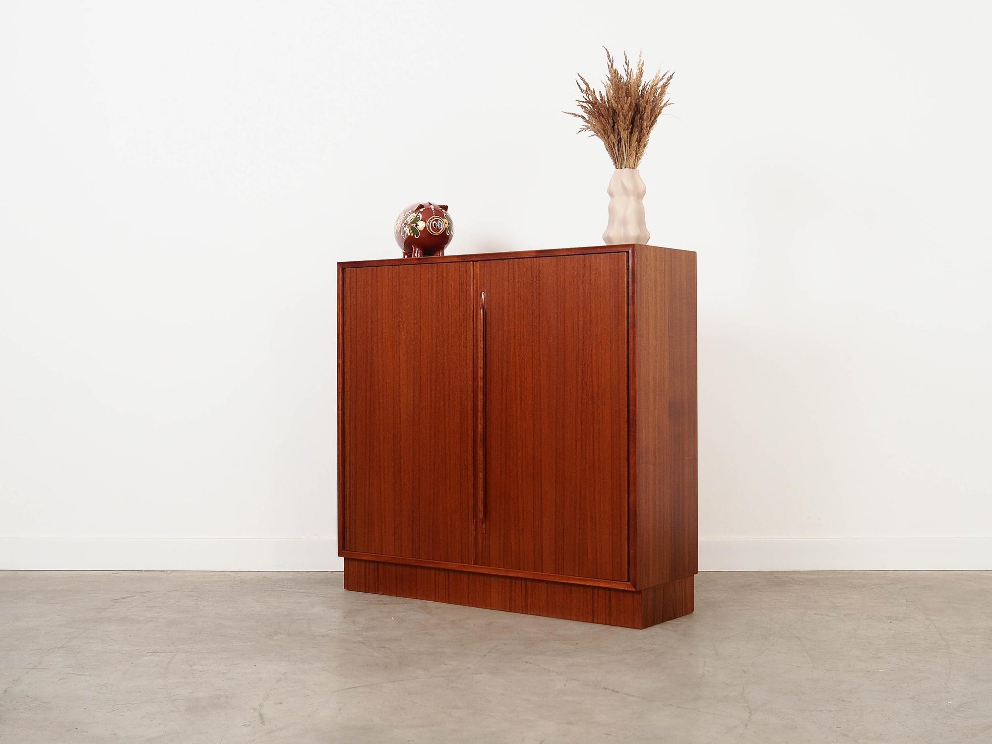 RT Furniture Cabinet Teak Veneer 1970s 3