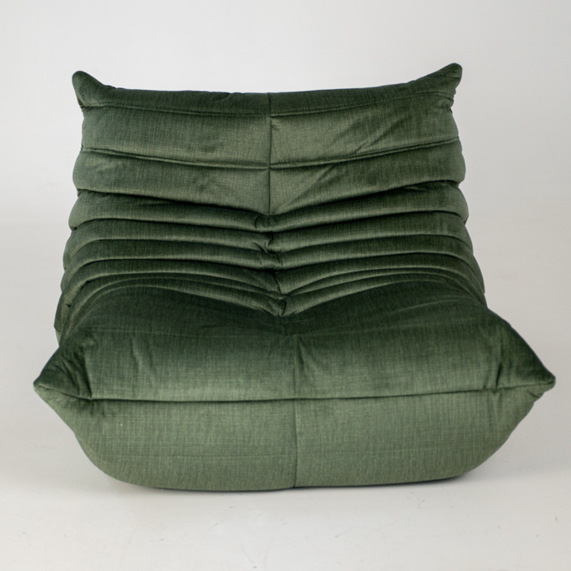Poltrona Togo Wave Rib Velluto Verde Muschio 0