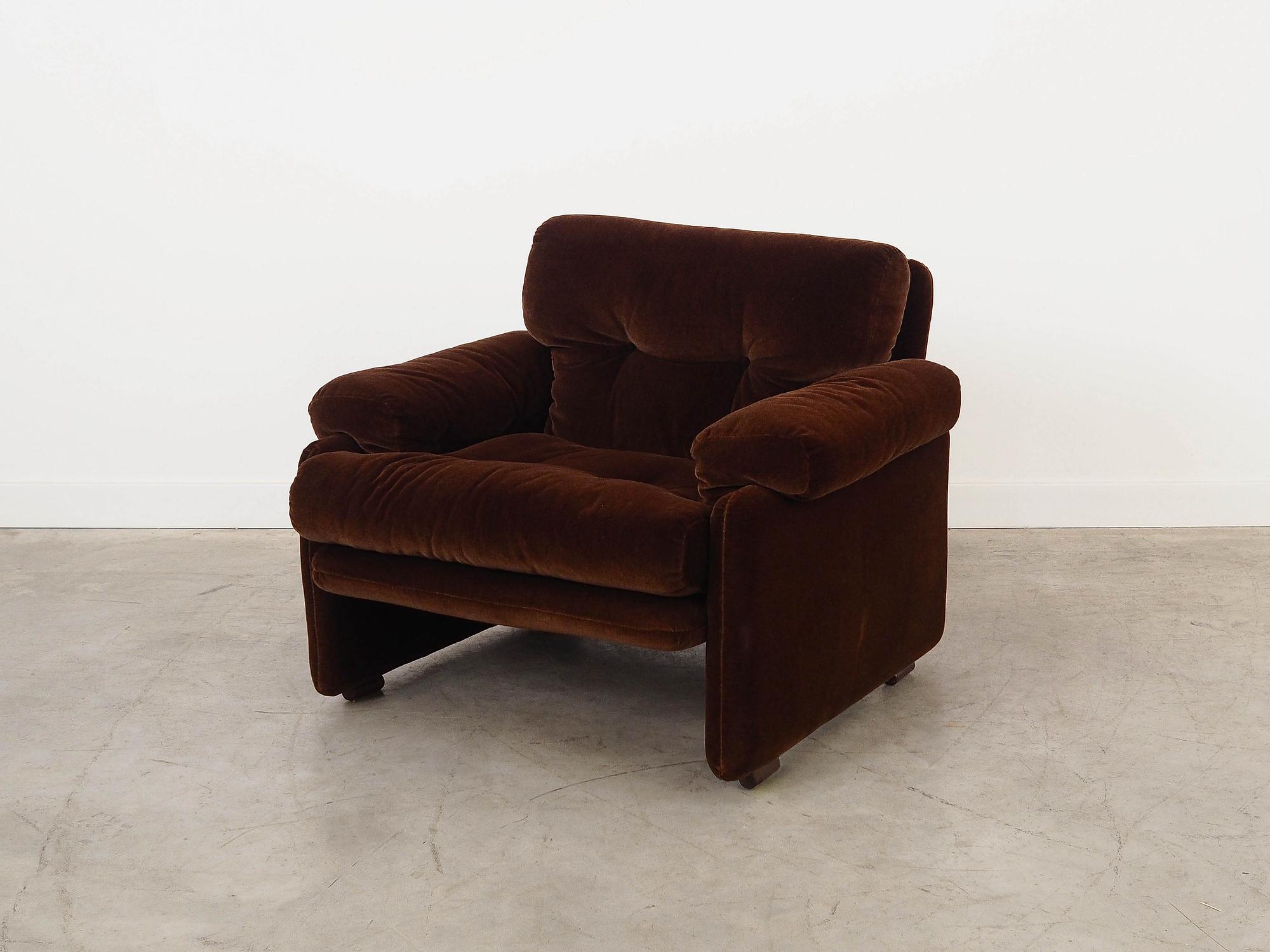 Coronado Armchair 1960s Brown 1