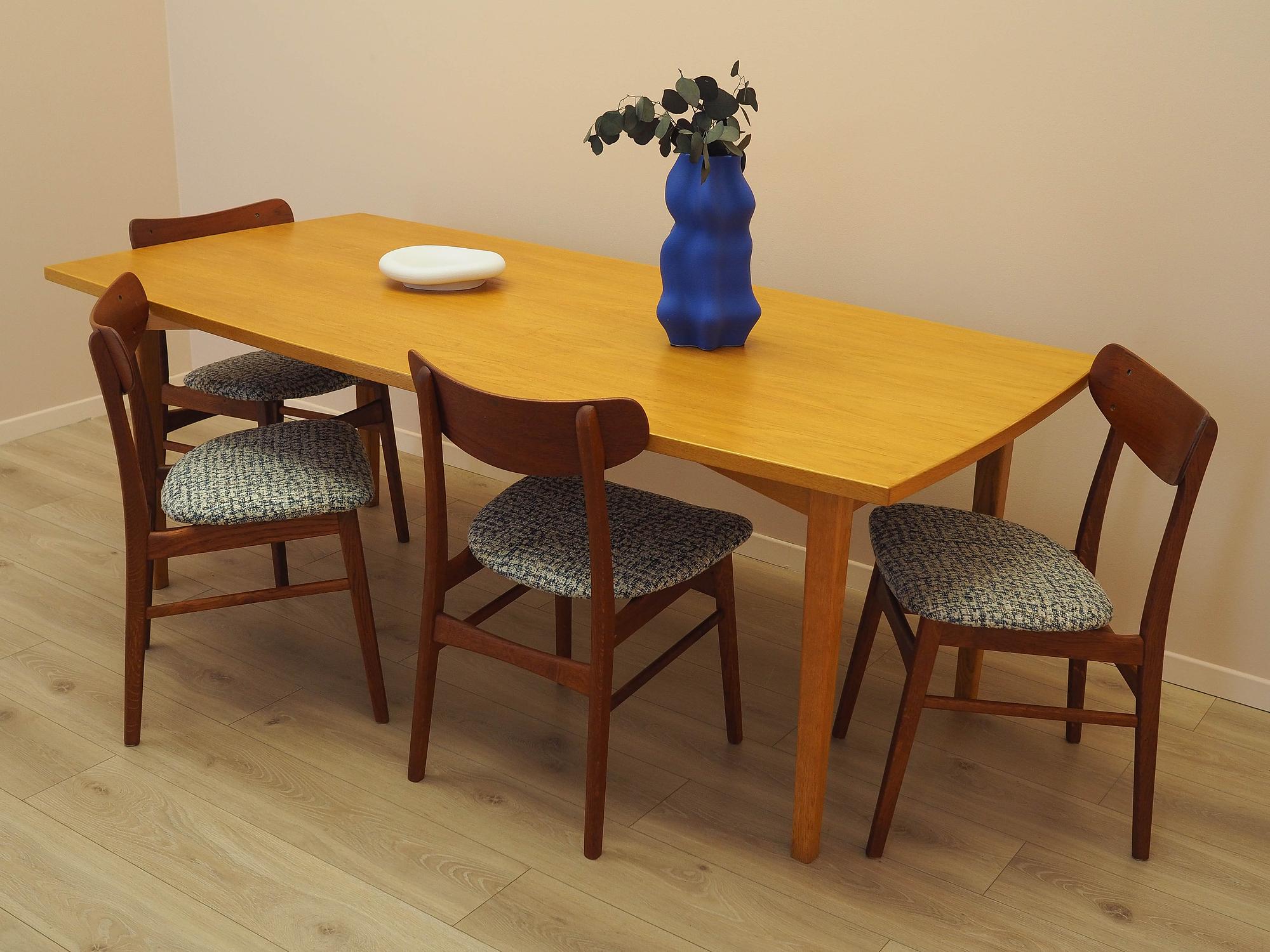 Ash Table 1970s Brown 4