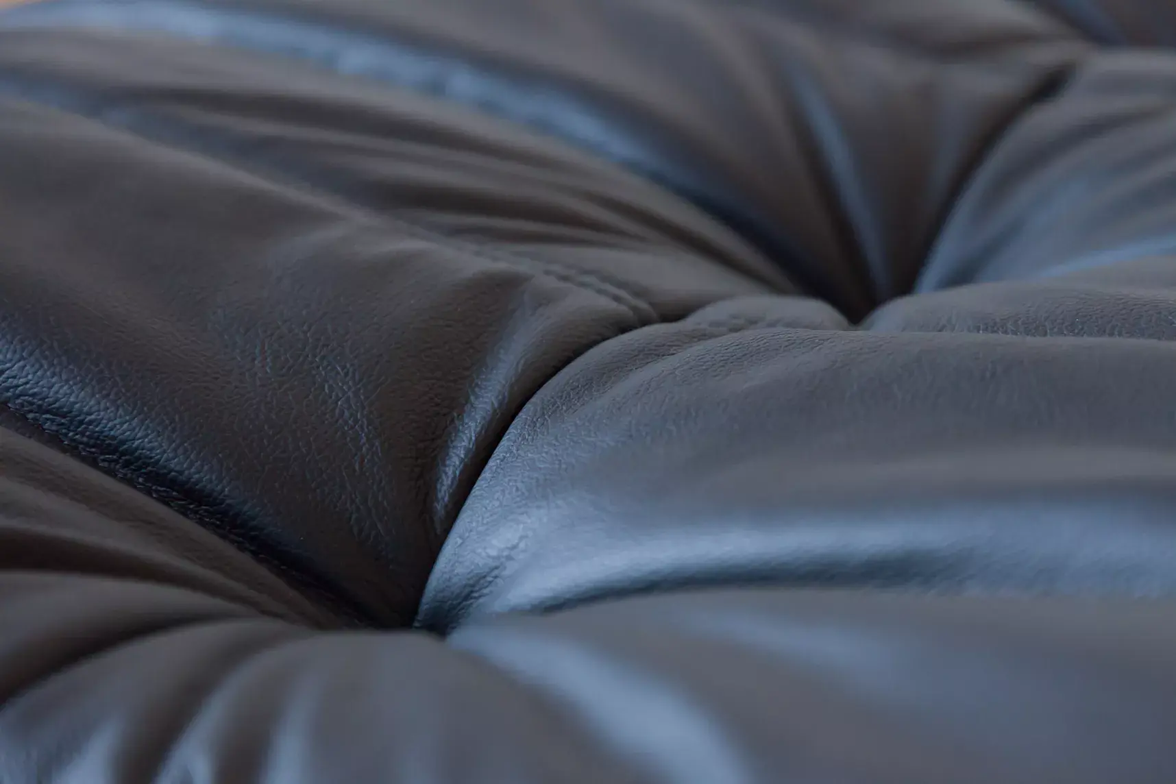 Togo Ottoman Madras-Leather Black 5