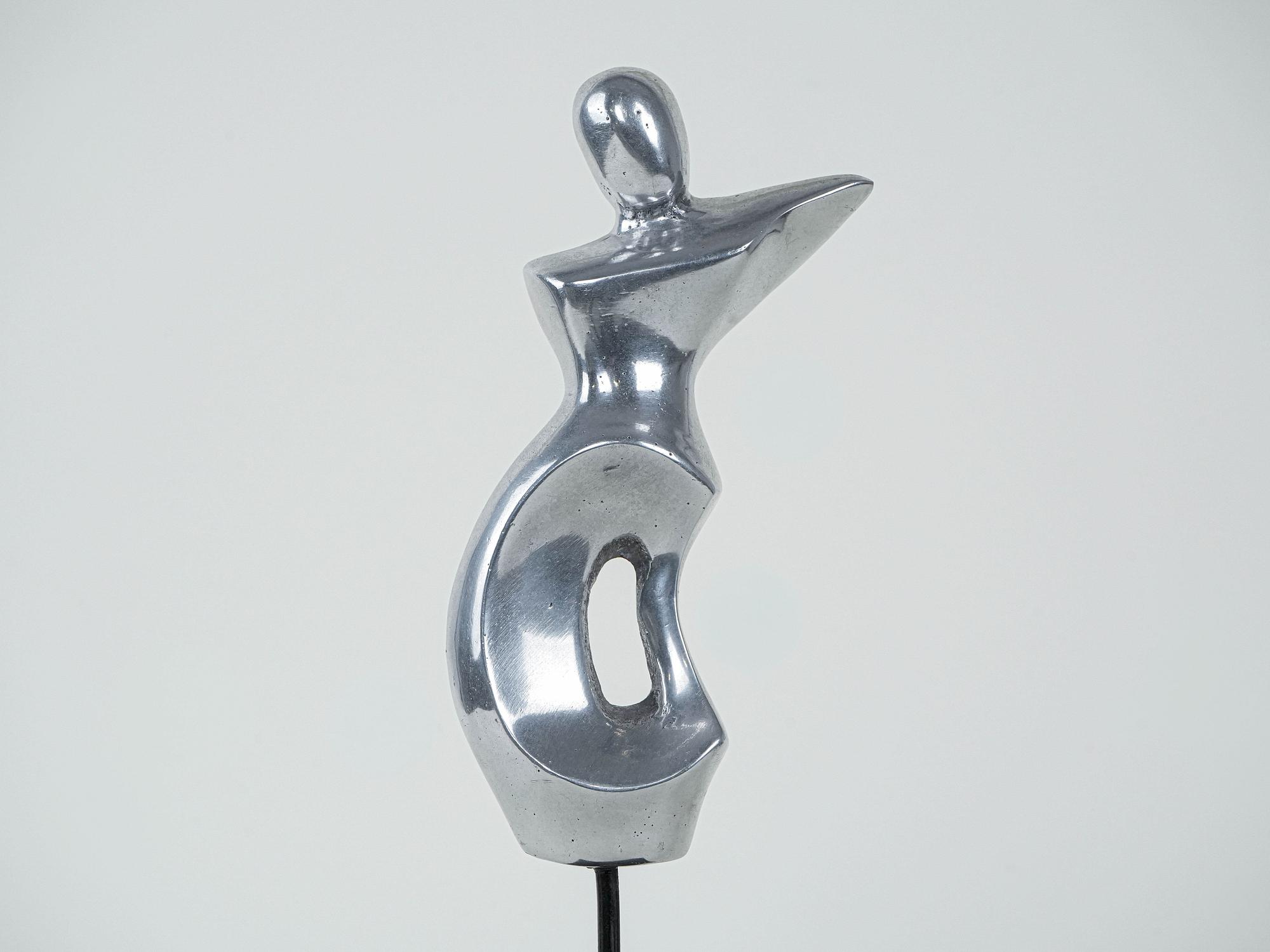 Figure Silver 2