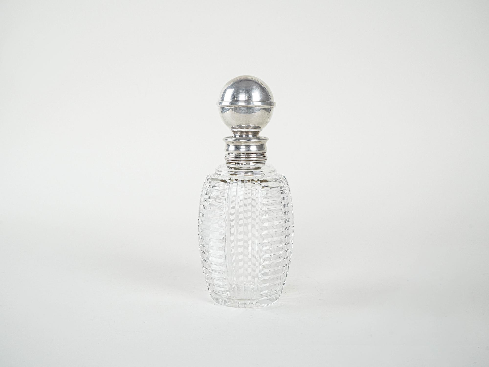 Crystal carafe 1