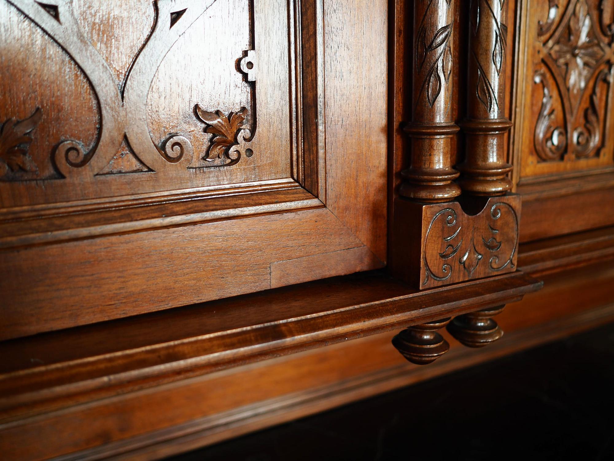 Vintage cabinet oak wood brown 13
