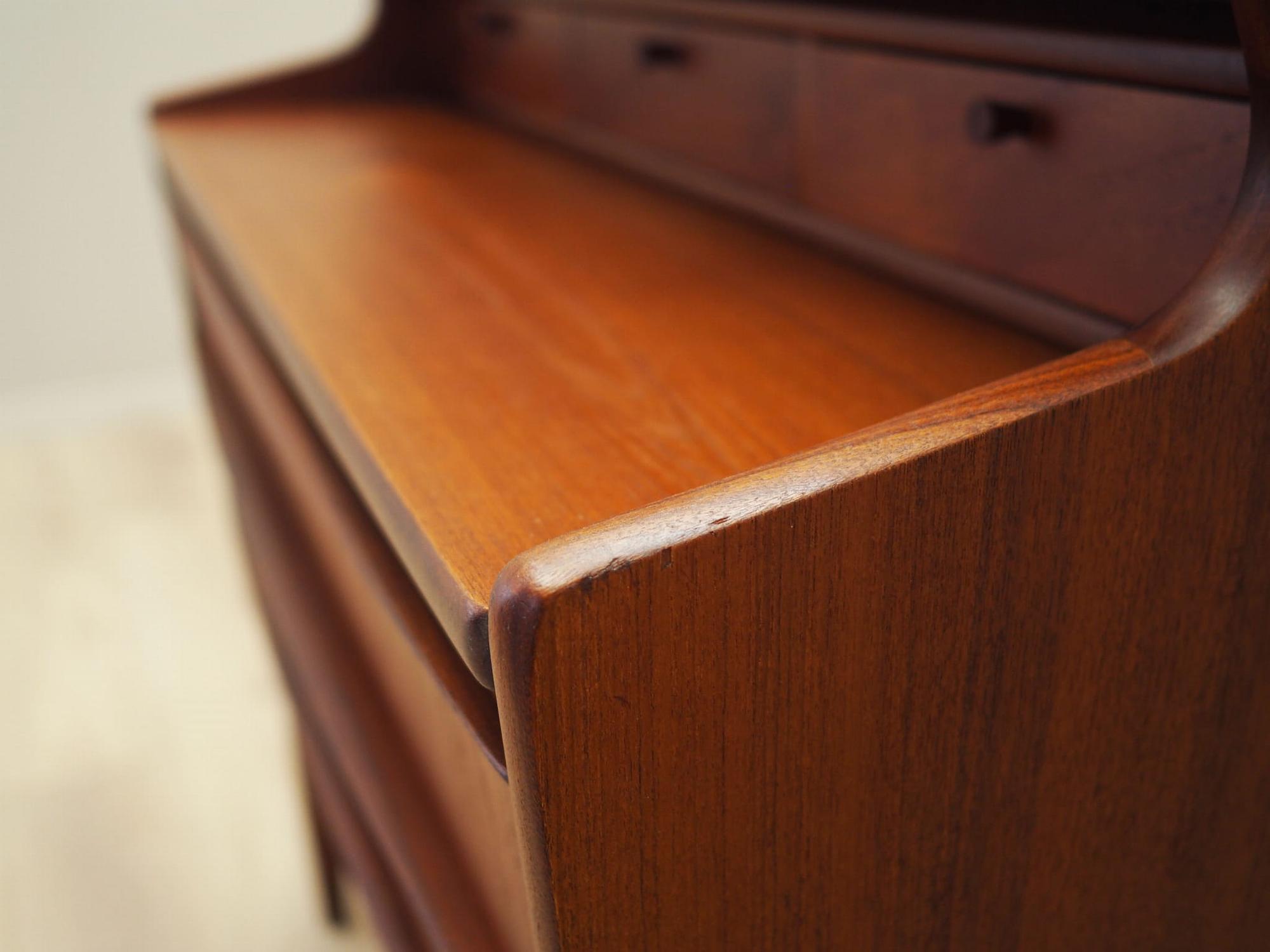 Secretary Wood Brown 1970s 14