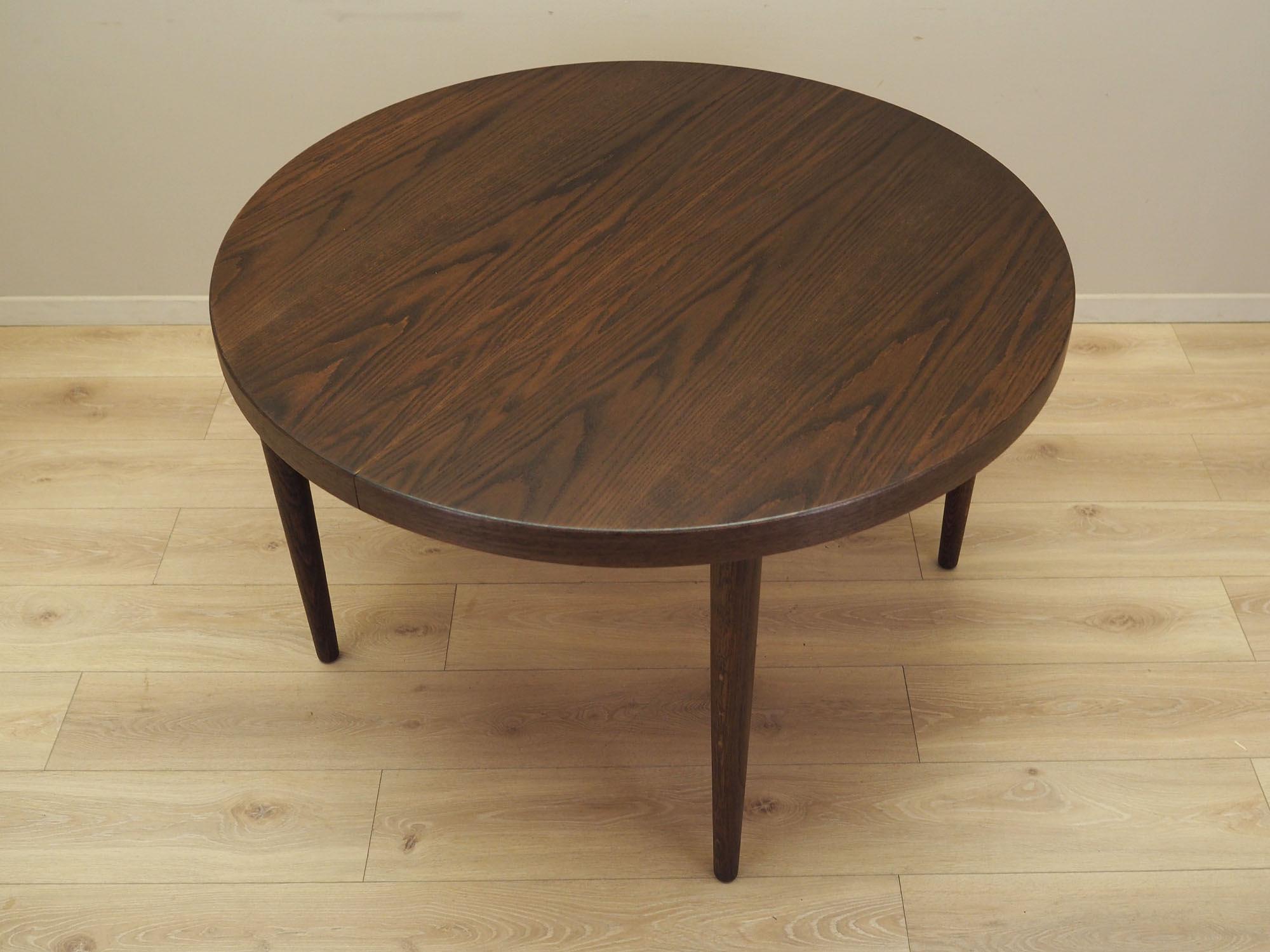 Dining table Oak 1970s 11