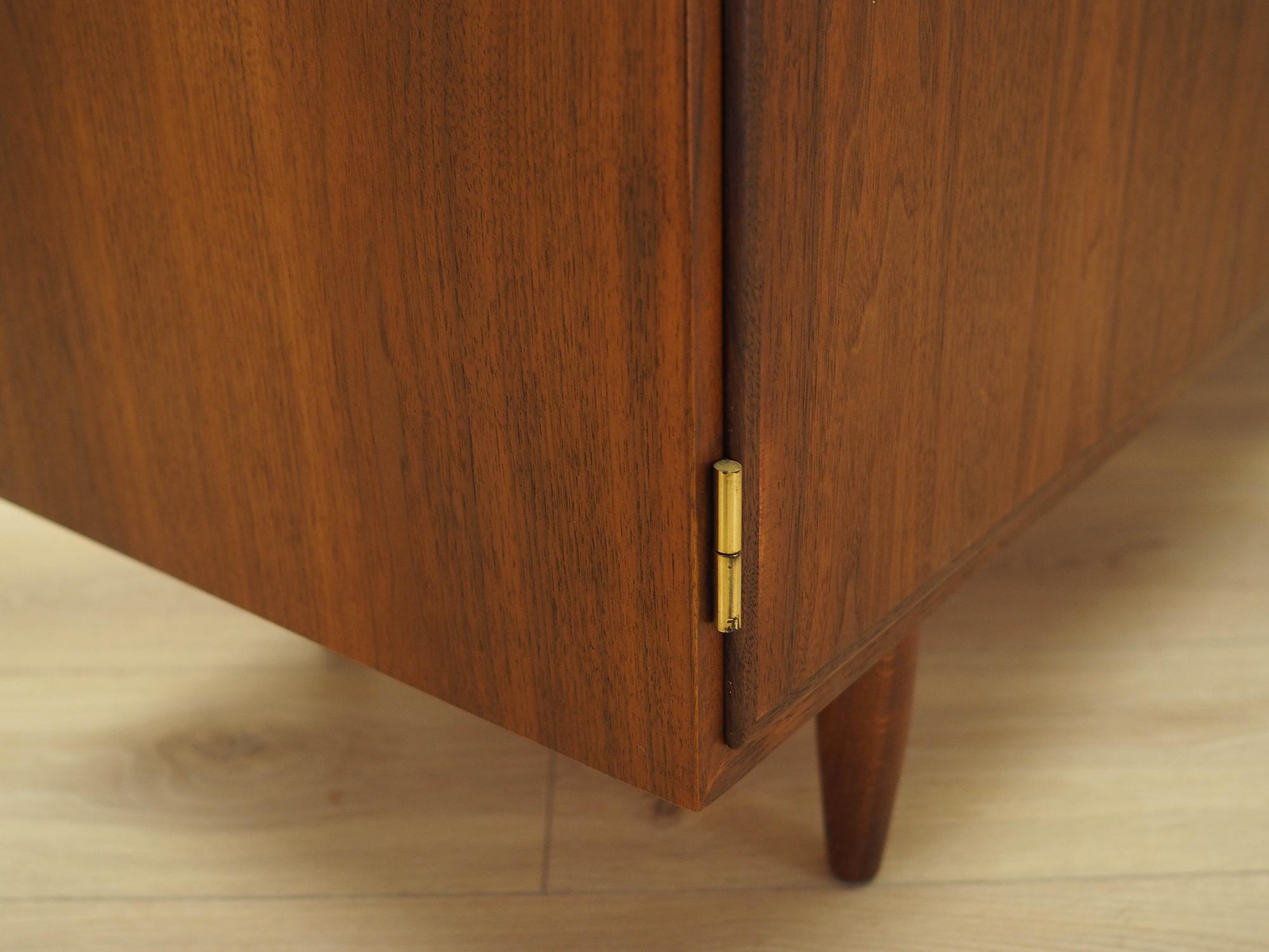 Walnut cabinet Brown 1970s 12