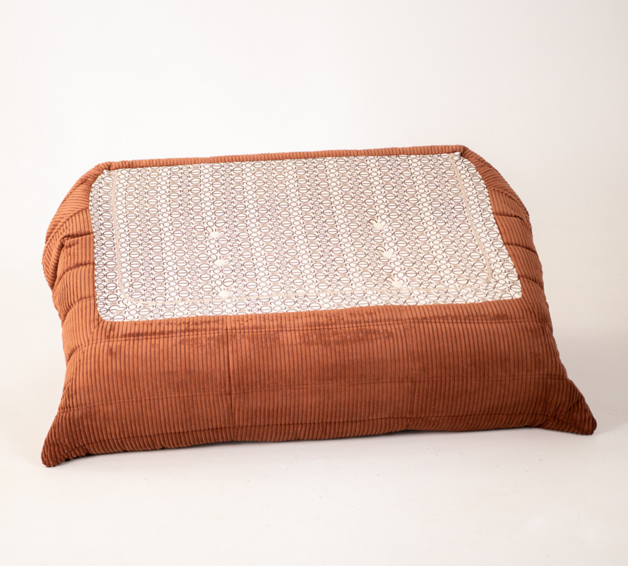 Togo 2-seater sofa cord pink 7