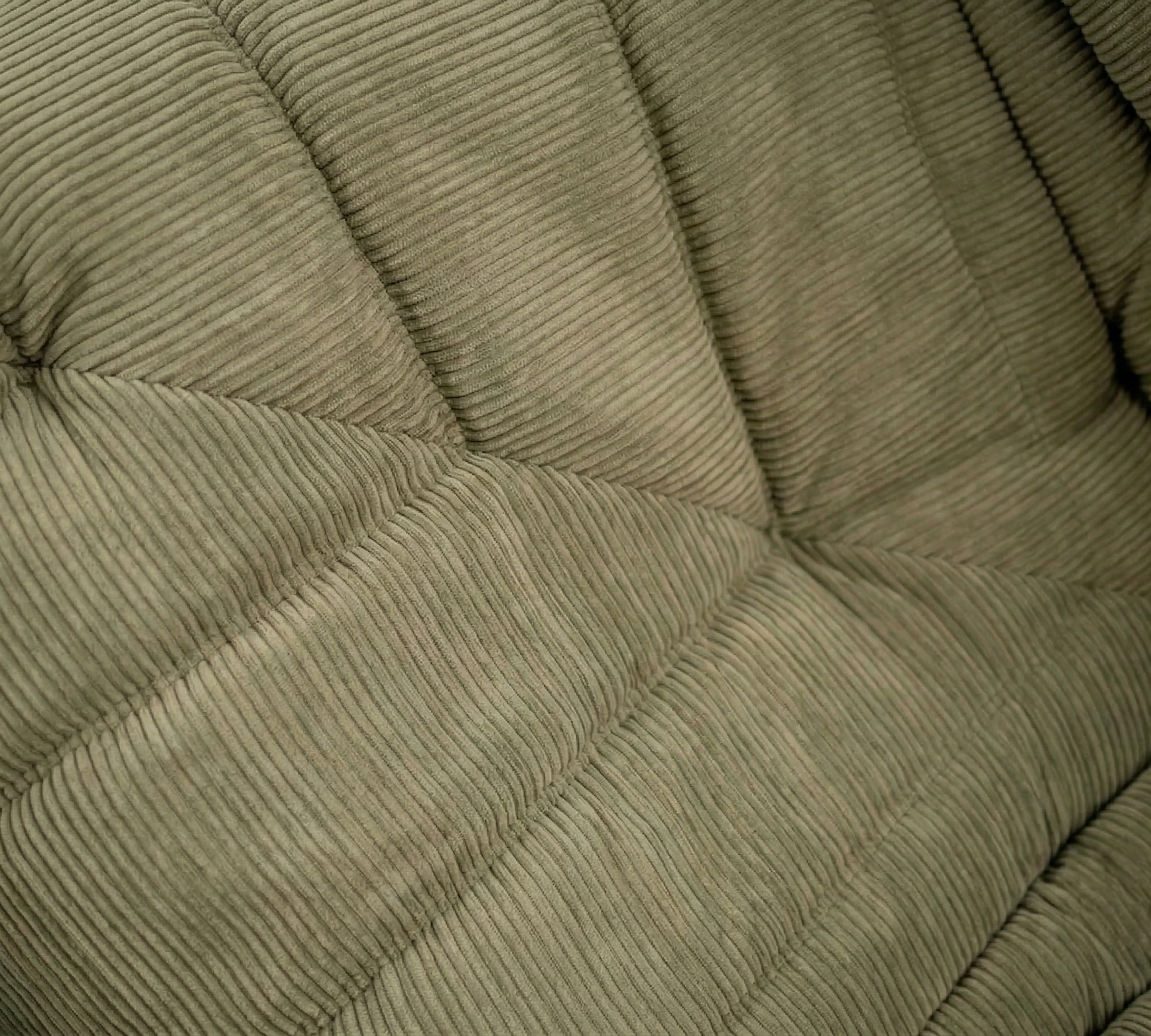 Togo Ecksofa Cord Salbeigrün 2