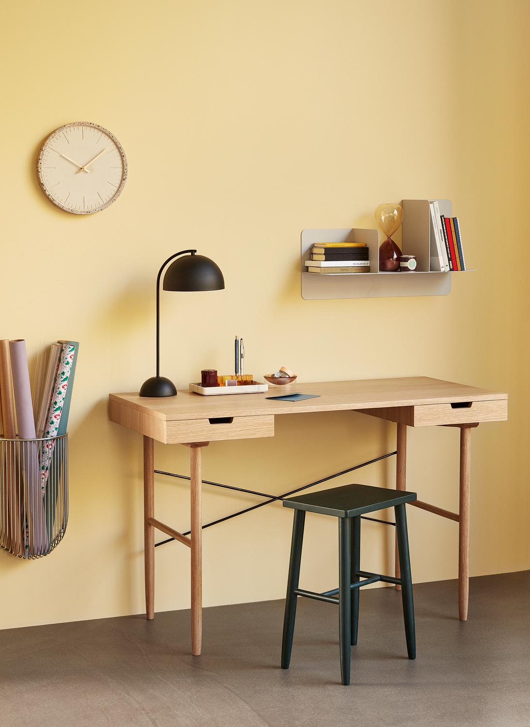 Form Table Lamp Black 2