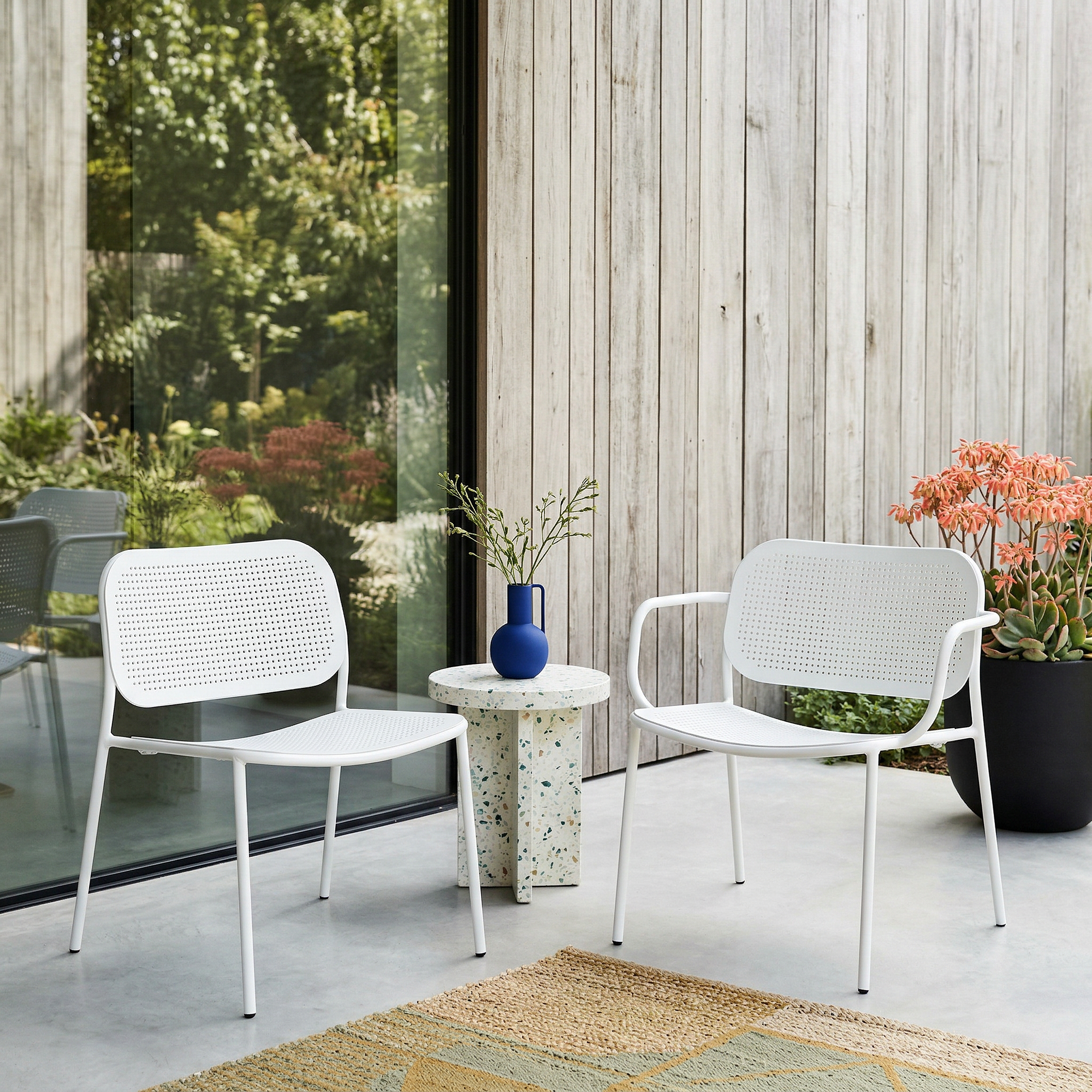 2x Metis Dot Garden Chair White 0