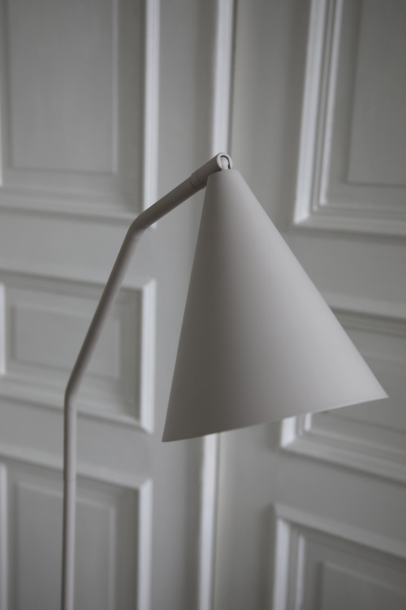 Stehleuchte Funil Beige 3