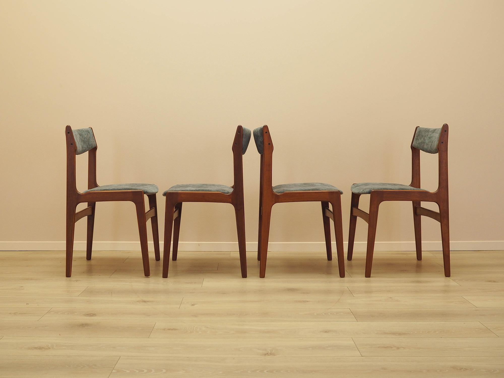 Four-piece set of teak chairs 1970s 5