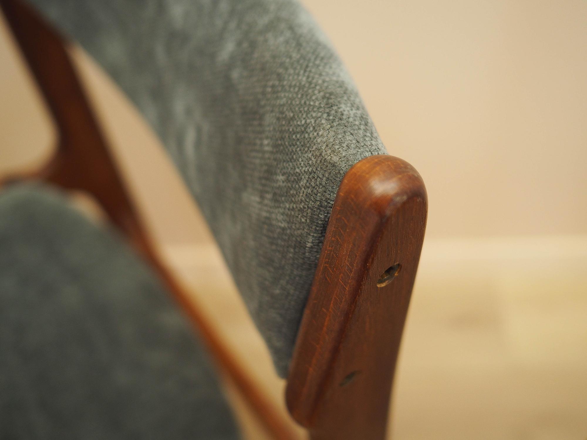Four-piece set of teak chairs 1970s 7