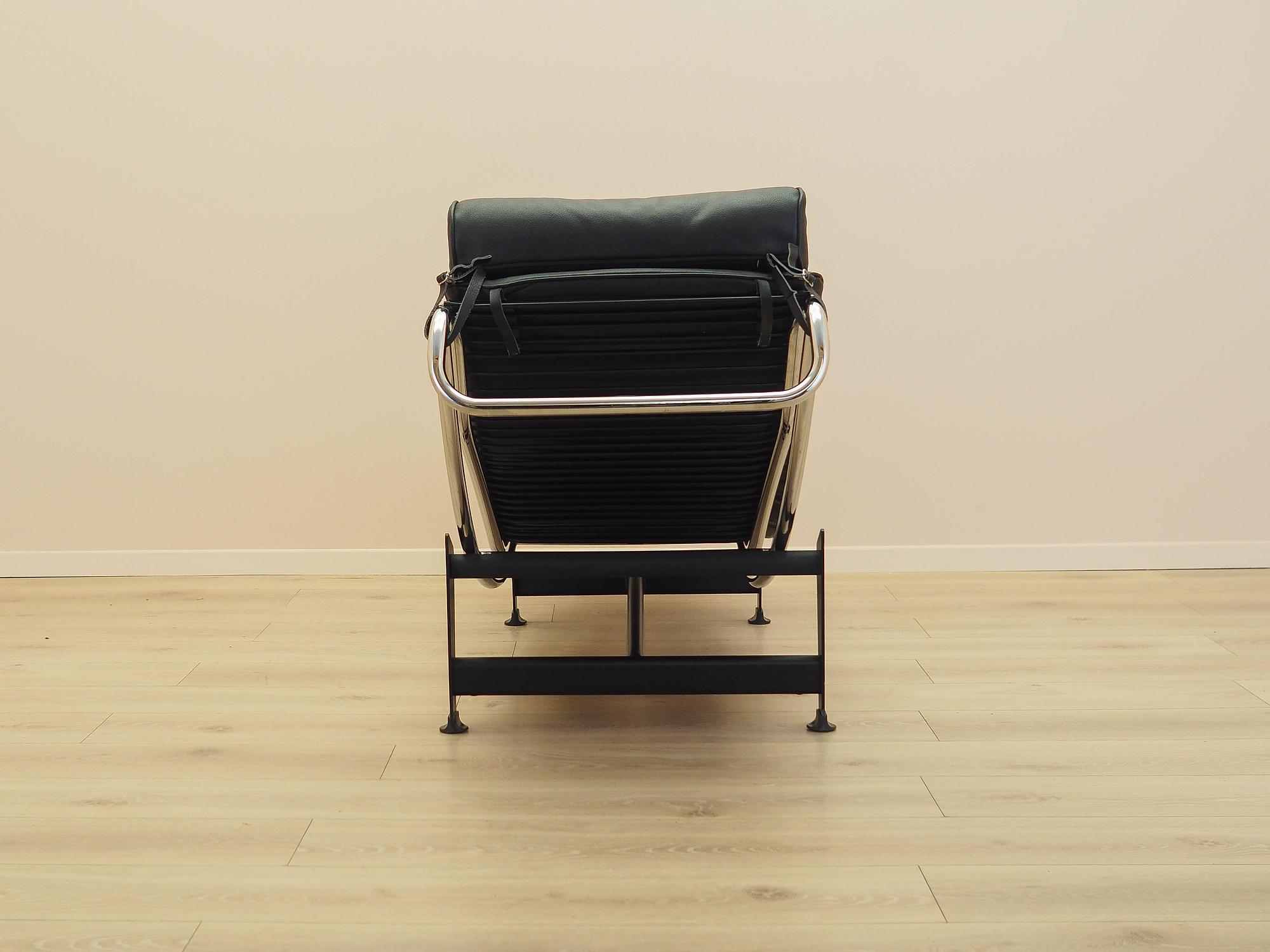 Leather chaise longue in LC4 style 1980s 4
