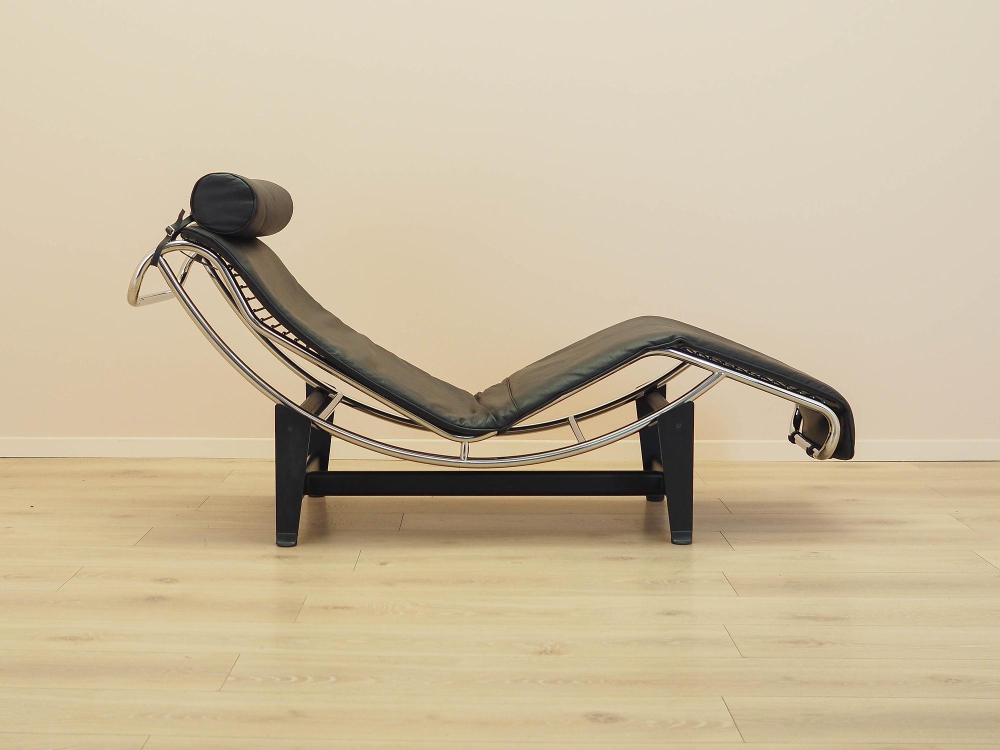 Chaiselongue in pelle in stile LC4 anni '80 6