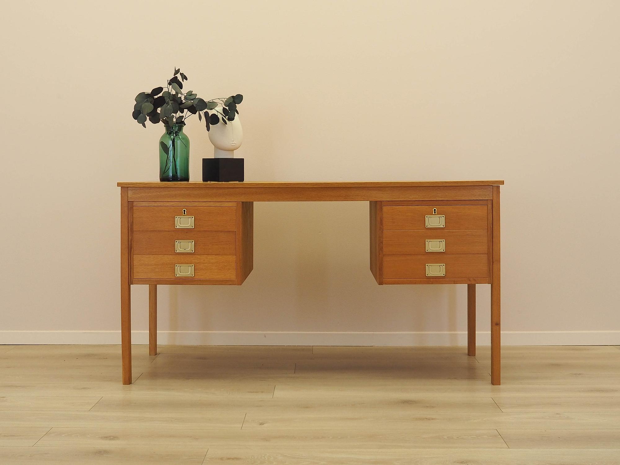 Ash desk 1970s 1