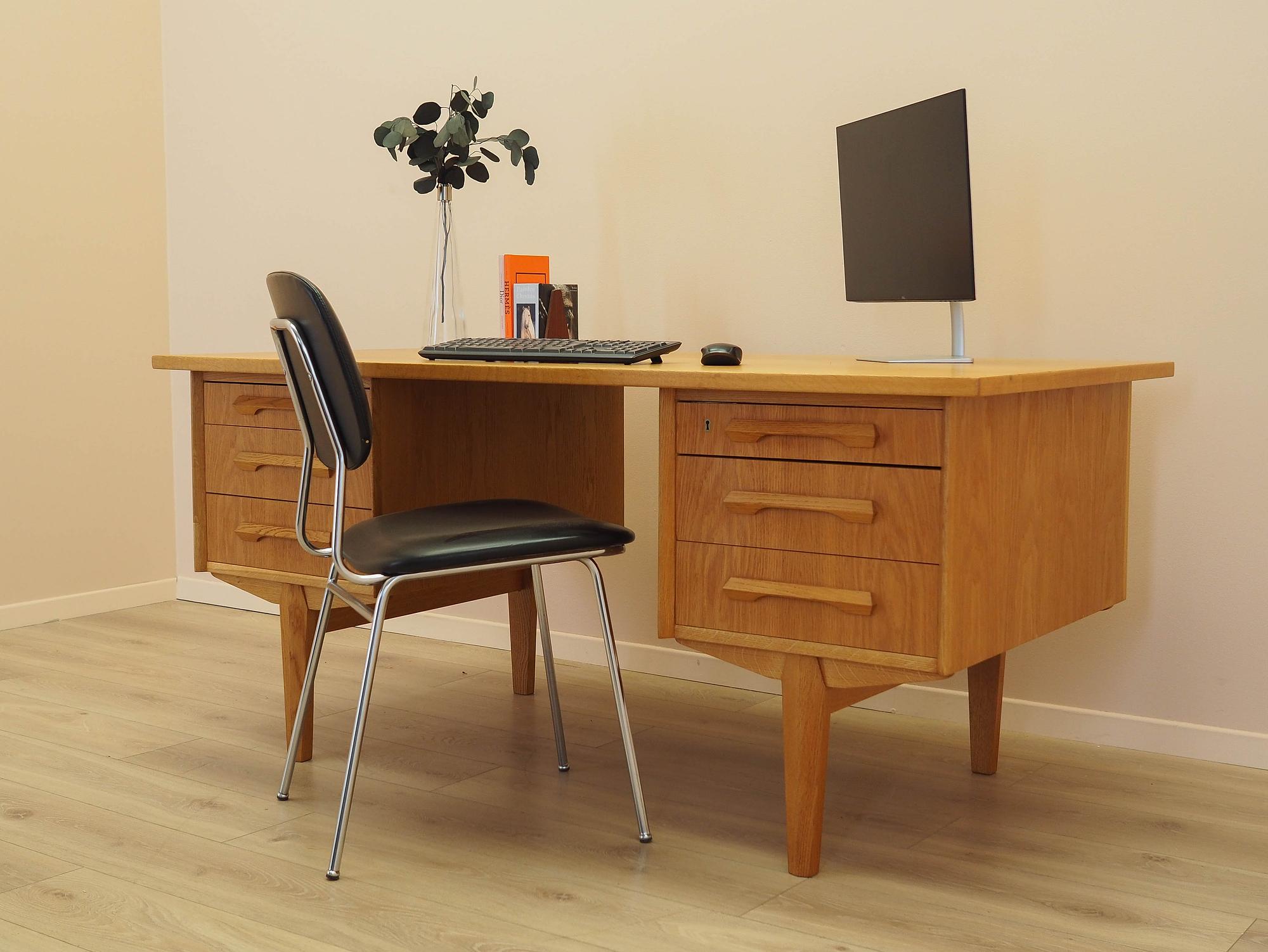 Oak desk 1960s 5
