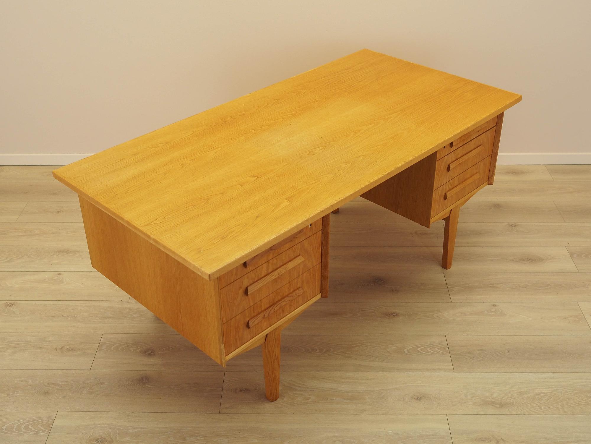 Oak desk 1960s 10