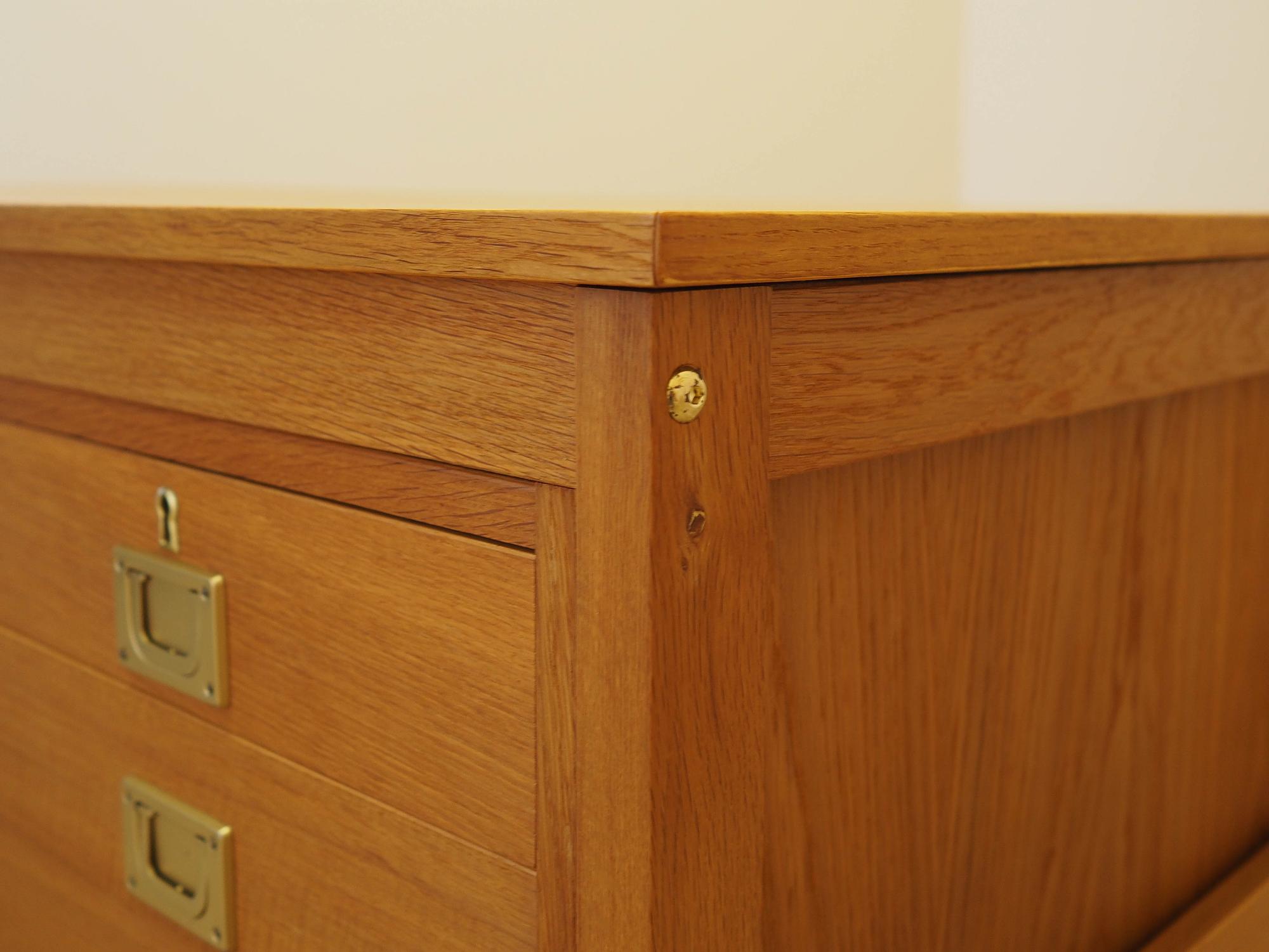 Ash desk 1970s 9