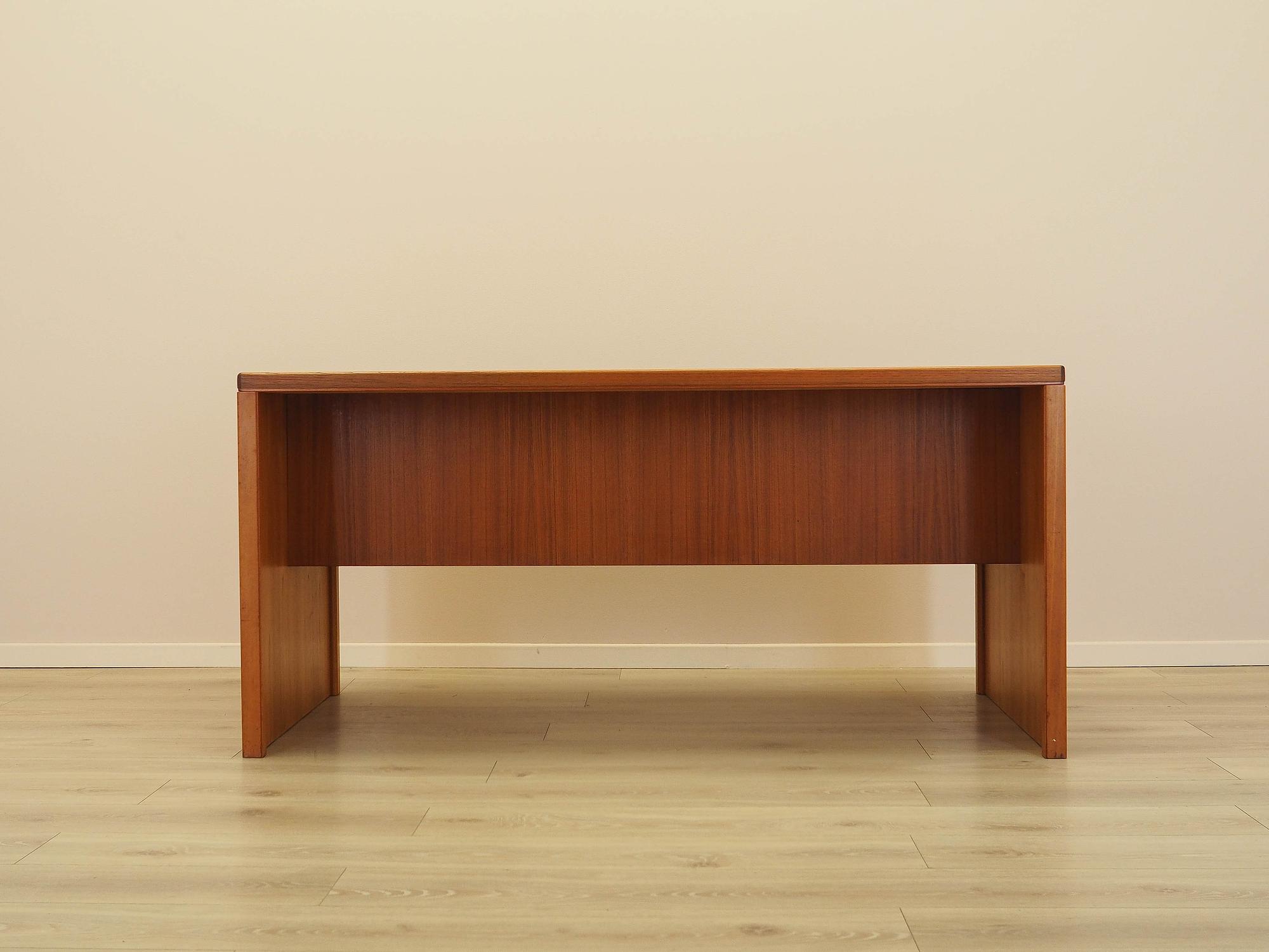Schreibtisch aus Teak 1970er Jahre 8