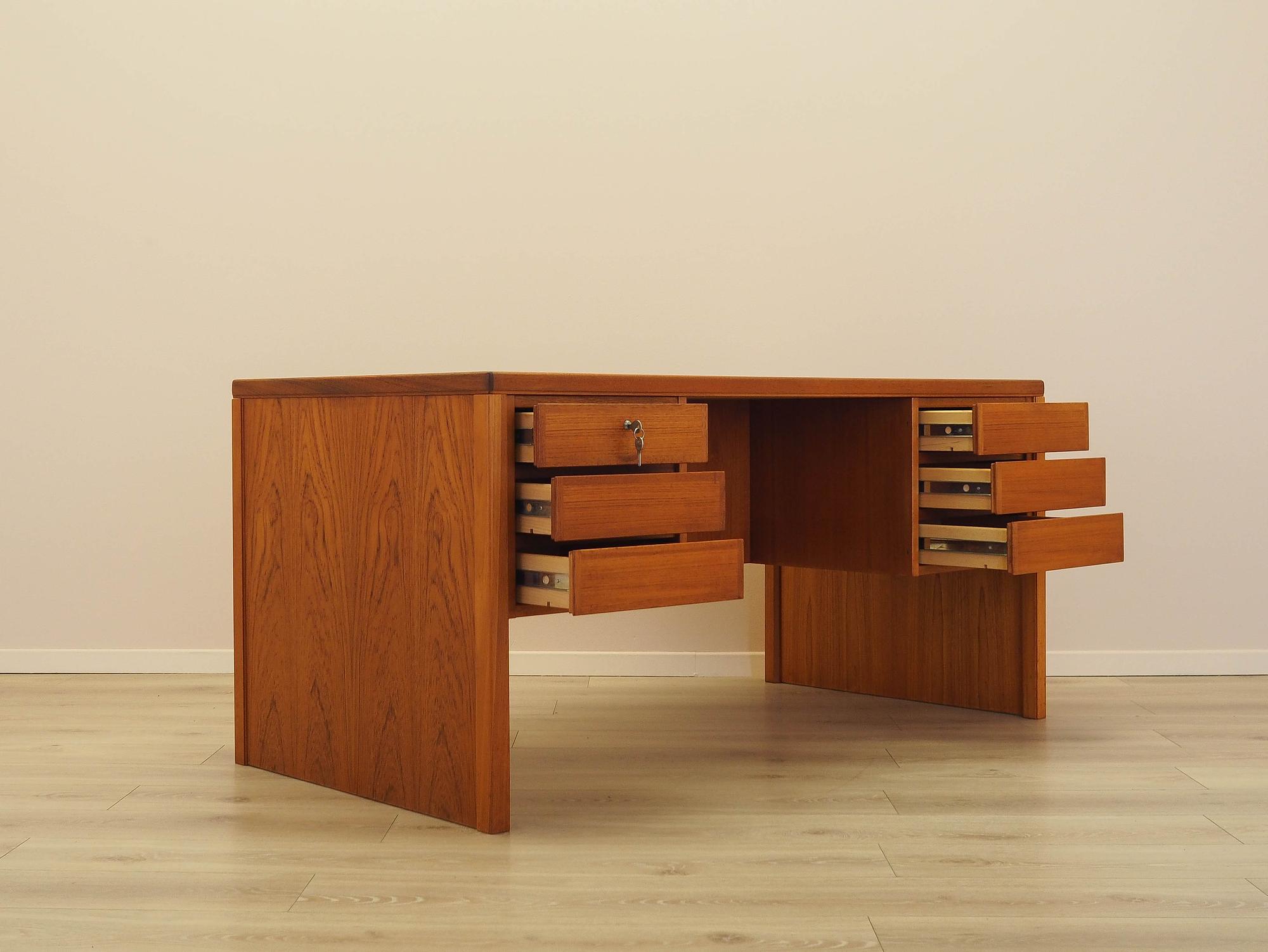 Schreibtisch aus Teak 1970er Jahre 10