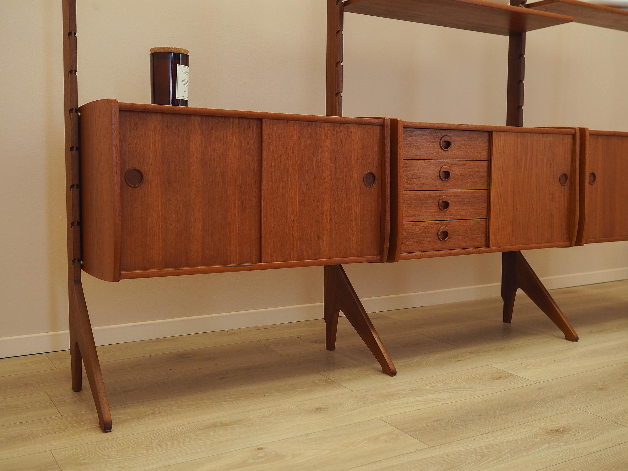 Modular teak shelving system 1960s 14