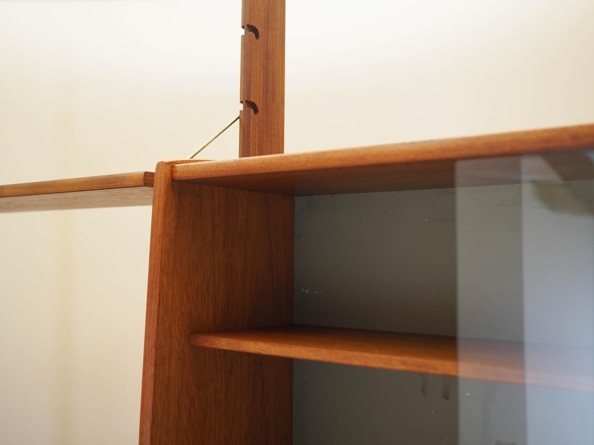Teak shelving system 1960s 10