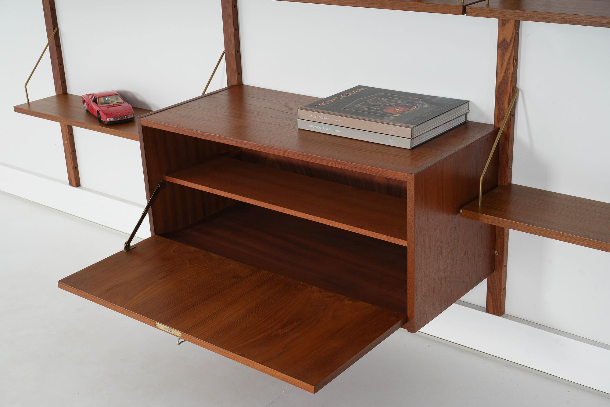 Modular Teak Shelving System 1970s 5