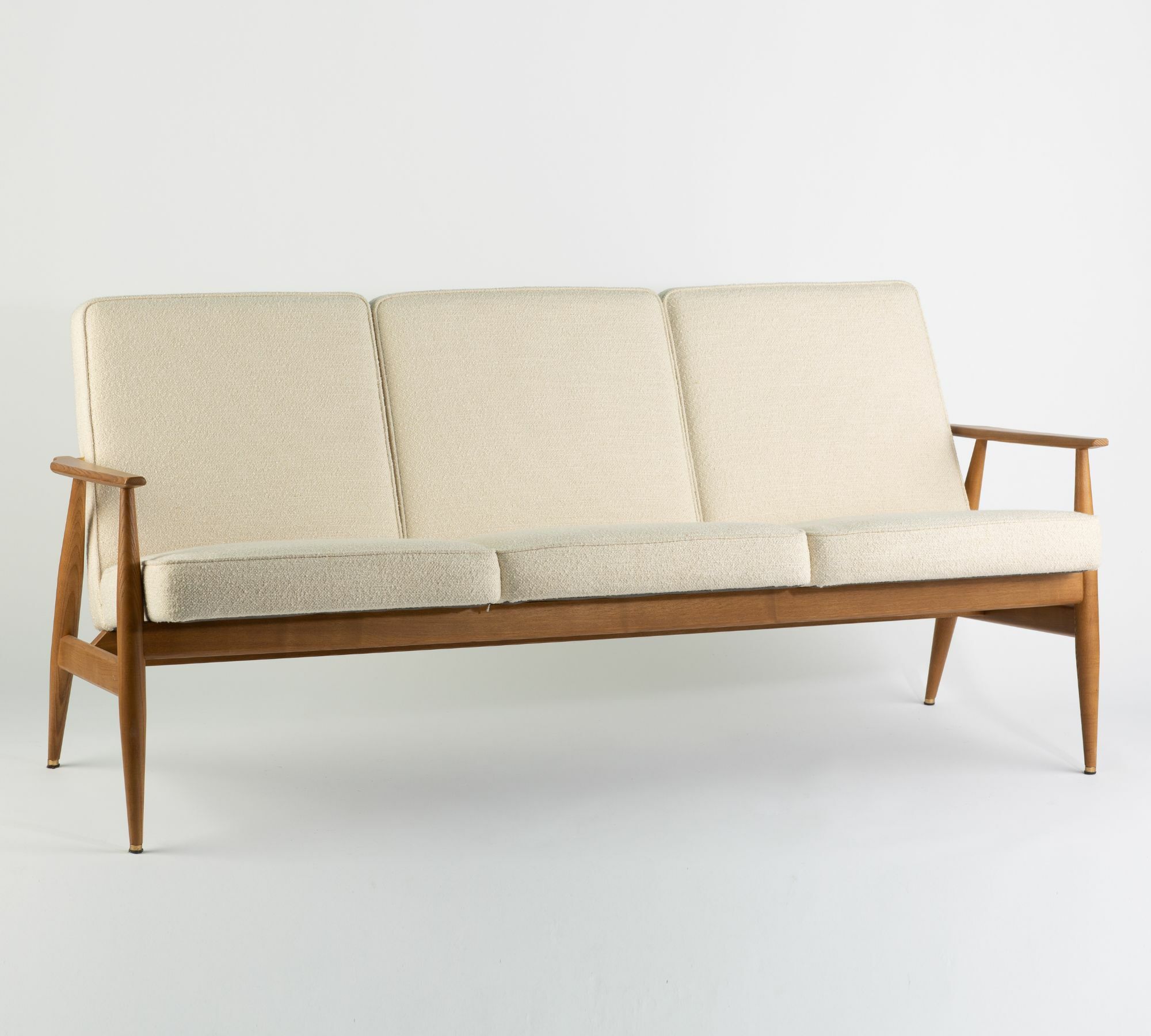 Fox Sofa 3-Sitzer Holz Bouclé Creme 0