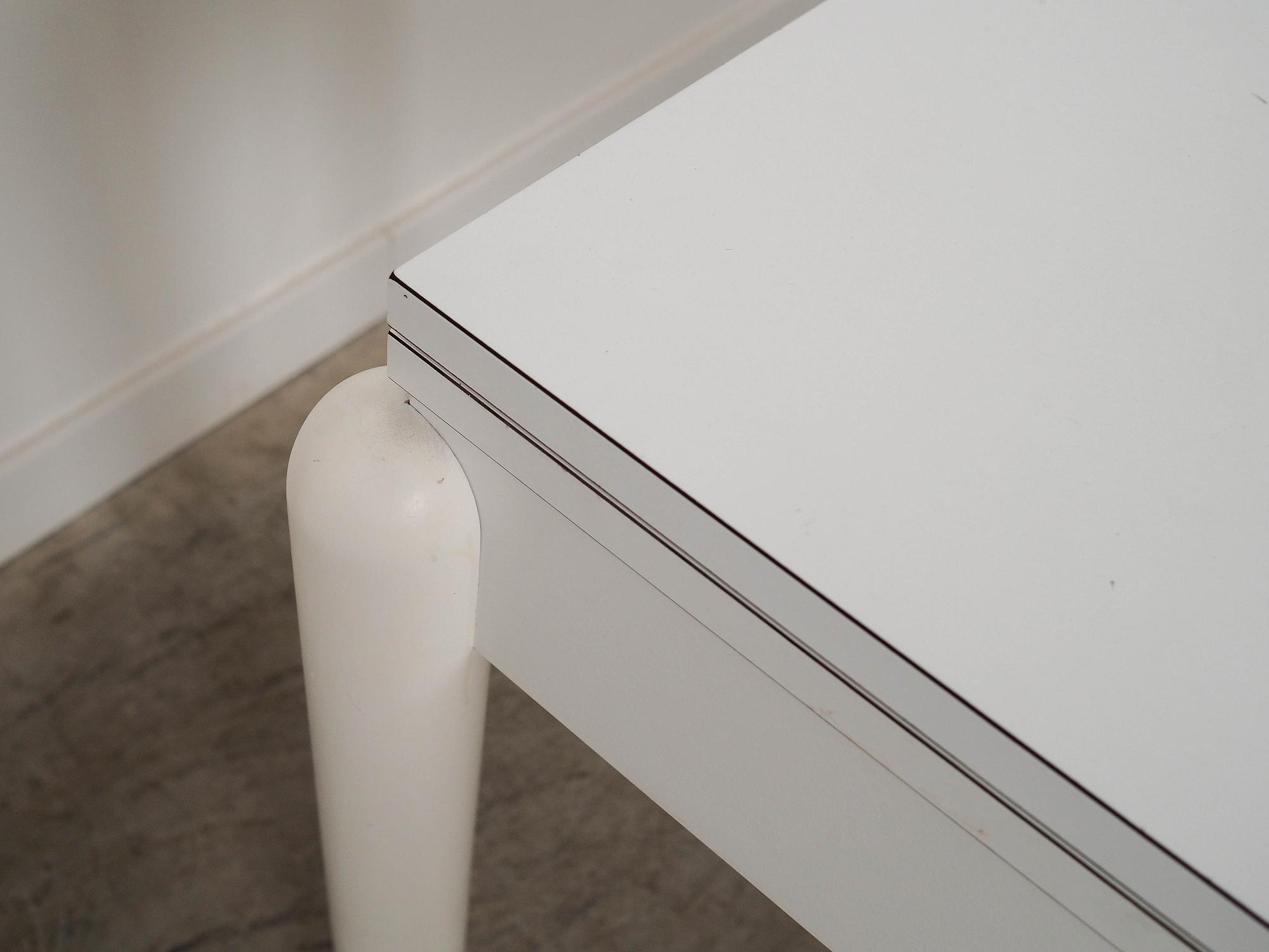 Extendable wooden table 1980s 179.5 x 85 cm 14