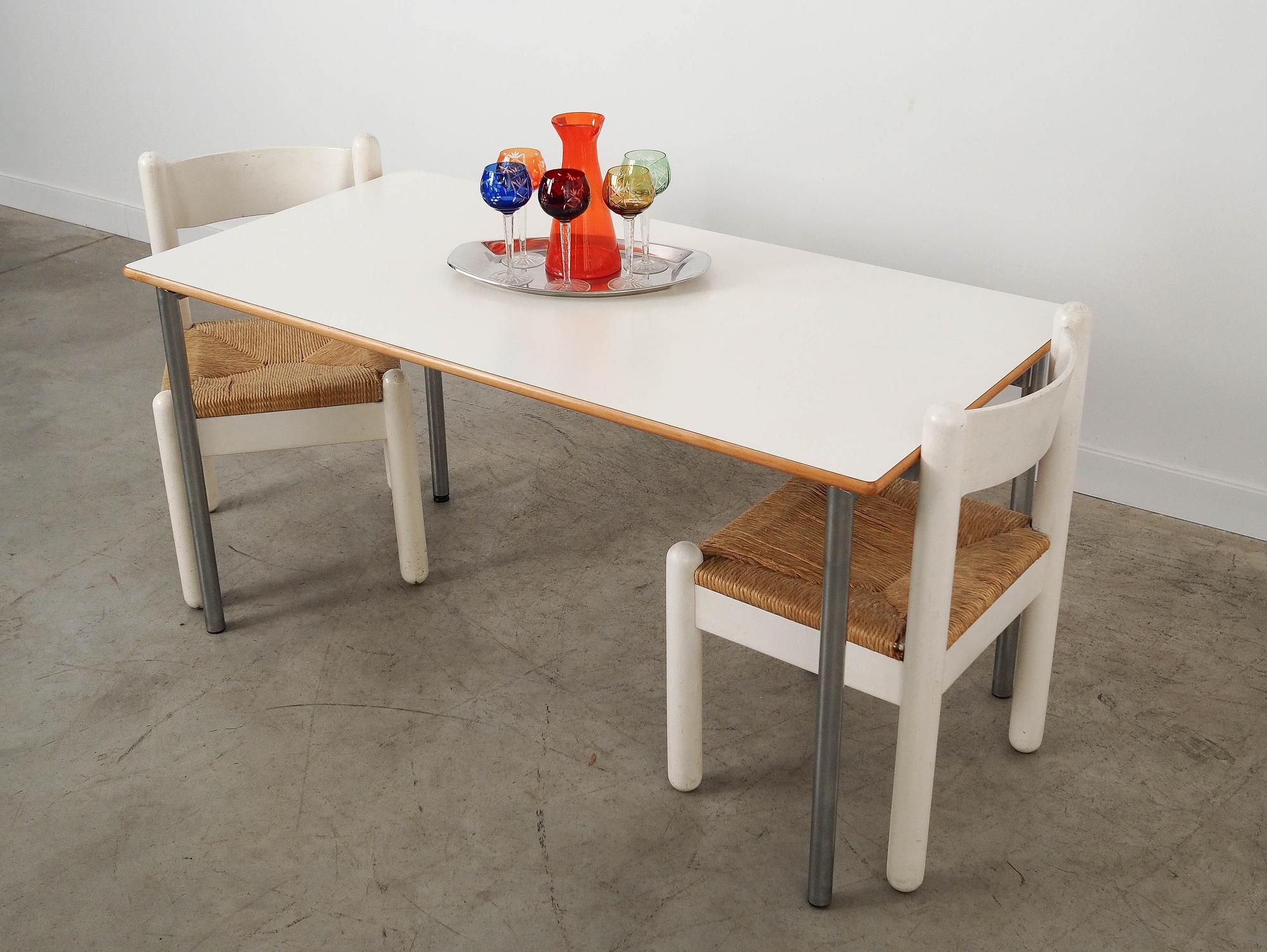 Laminated Table 2000s 4
