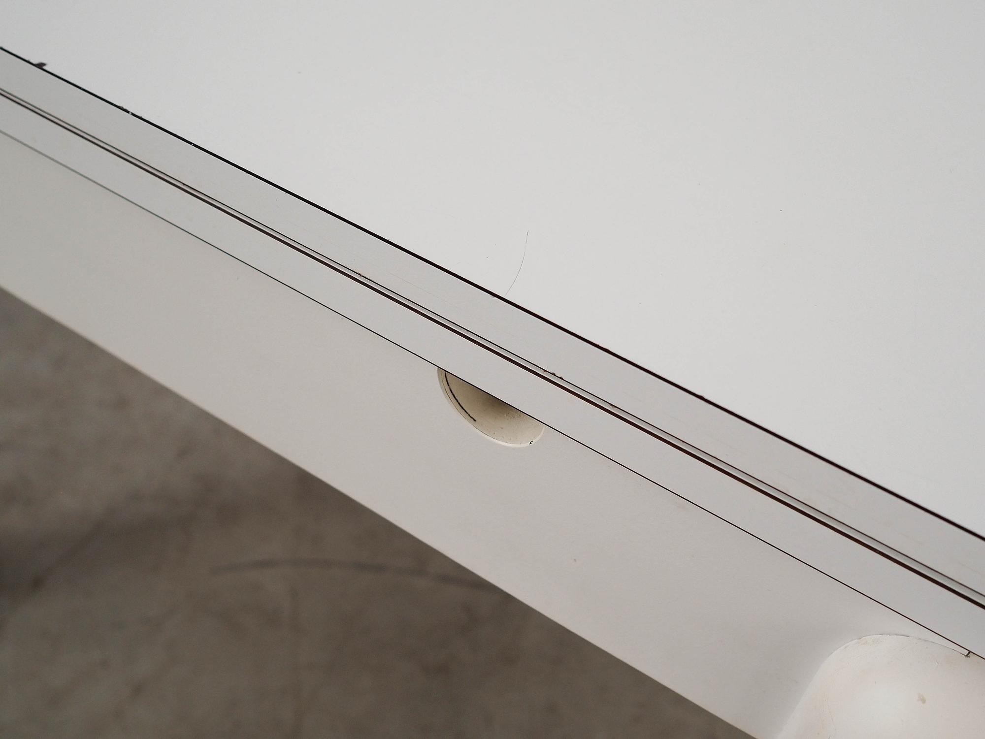 Extendable wooden table 1980s 179.5 x 85 cm 10