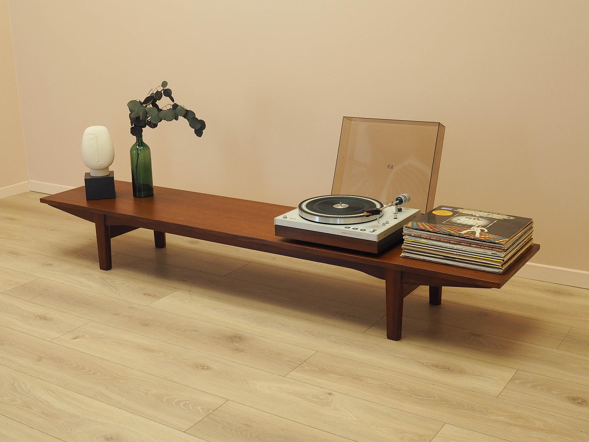 Lowboard 1970s 3