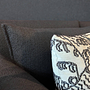 Vitra Mariposa Helia 193 Sofa Schwarz mit Hocker 2