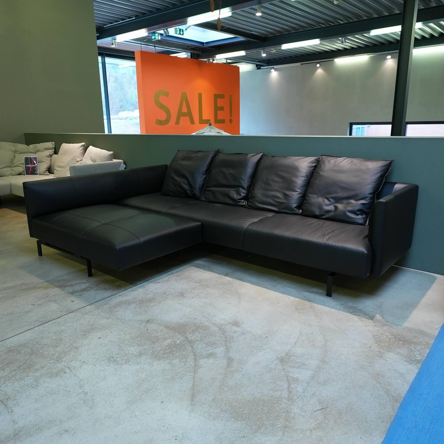 Muud C21 Leder Sofaecke Schwarz Matt Pulverbeschichtet 1
