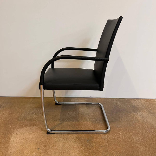 Walter Knoll Freischwinger George 1572 Black Leather Round 9
