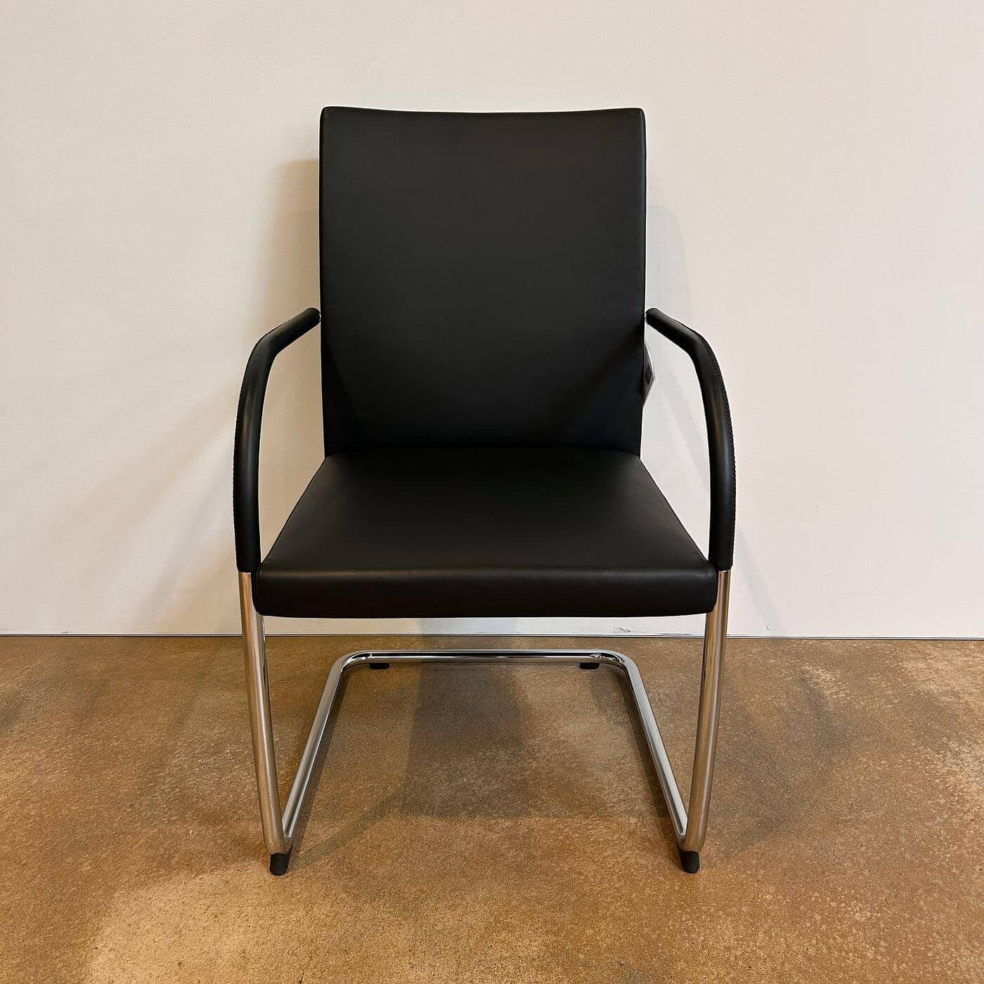 Walter Knoll Freischwinger George 1572 Black Leather Round 4