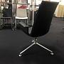 FK Schalensessel Leder 65 Schwarz Aluminium Kreuzfuß 3
