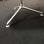 FK Schalensessel Leder 65 Schwarz Aluminium Kreuzfuß 7