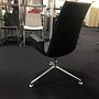 FK Schalensessel Leder 65 Schwarz Aluminium Kreuzfuß 13