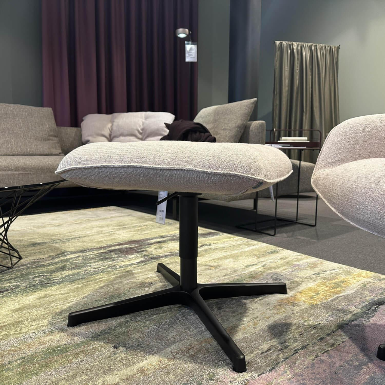 Walter Knoll Onsa Chair, Bronze Frame, Champagne Beige 12