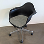 Eames Kunststoff Sessel PACC Stoff Checker Schwarz Weiß 9