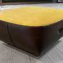 Hocker Isanka Sitz Stoff Harald Gelb Korpus Kaffee Braun 1