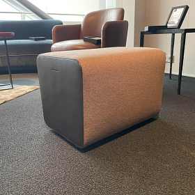 Hocker Foster Walter Knoll Textil Braun 11