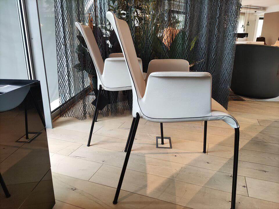 Walter Knoll 2er Set Leder-Stuhl Liz mit Armlehne Steingrau 1